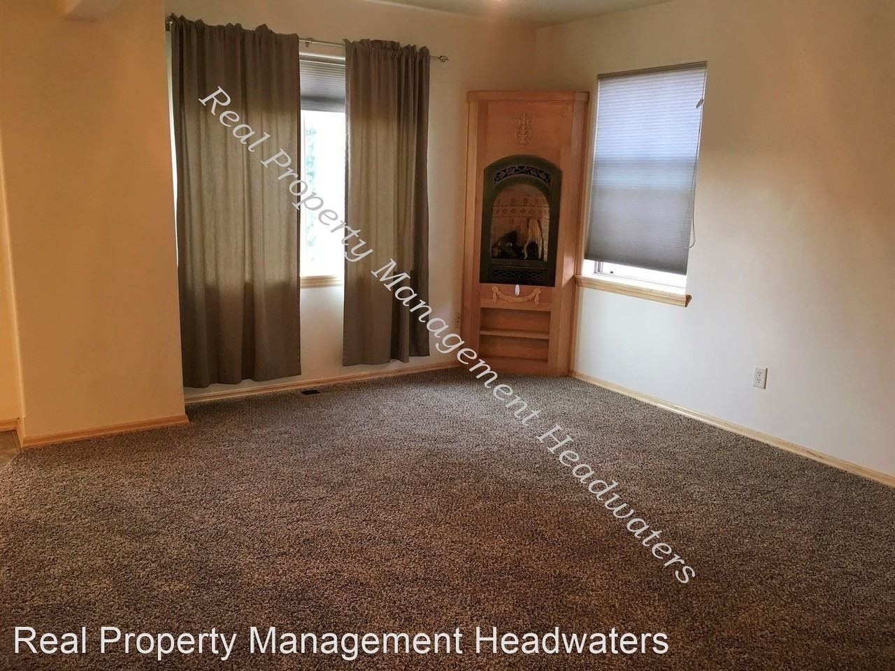 590 Janet St - Photo 2 of 23