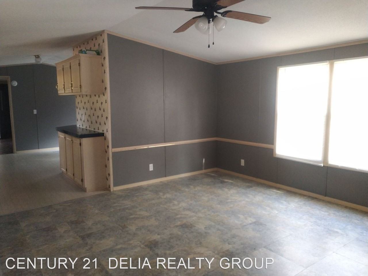 2529 Highway 27 - Photo 2 of 10