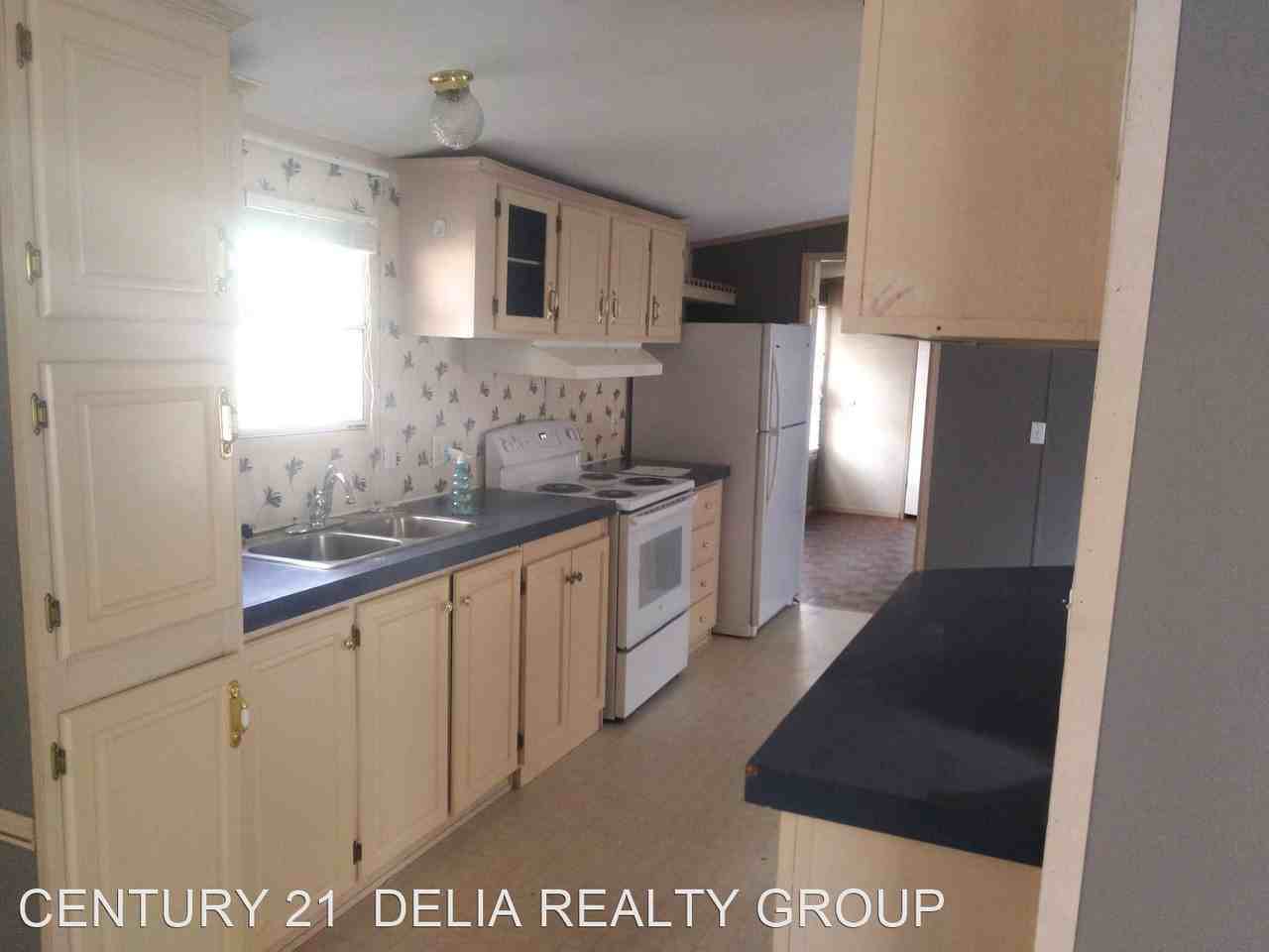 2529 Highway 27 - Photo 3 of 10