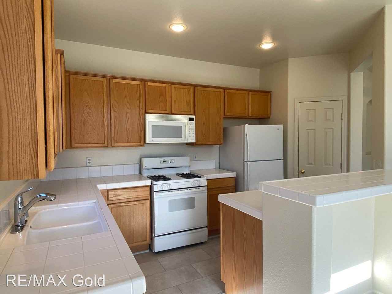 10414 Chadwell Dr - Photo 3 of 18