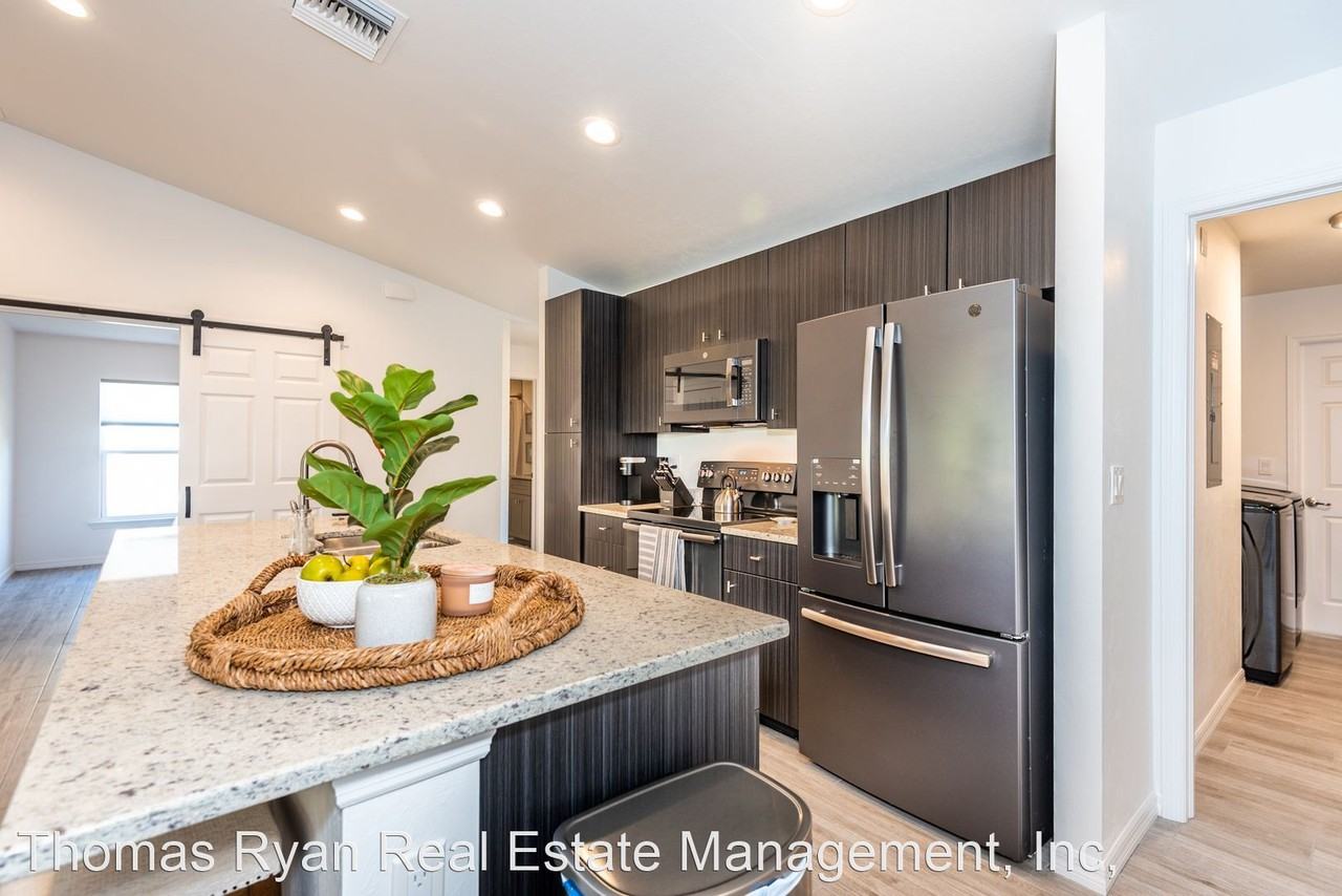 215 Lewis Cir. - Photo 2 of 34