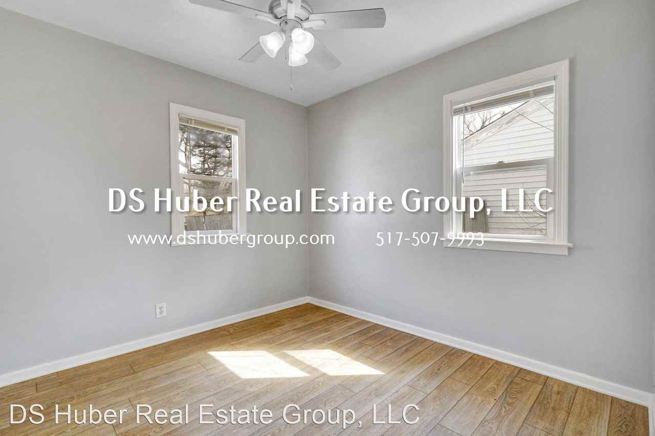 1906 Massachusetts Ave - Photo 3 of 23