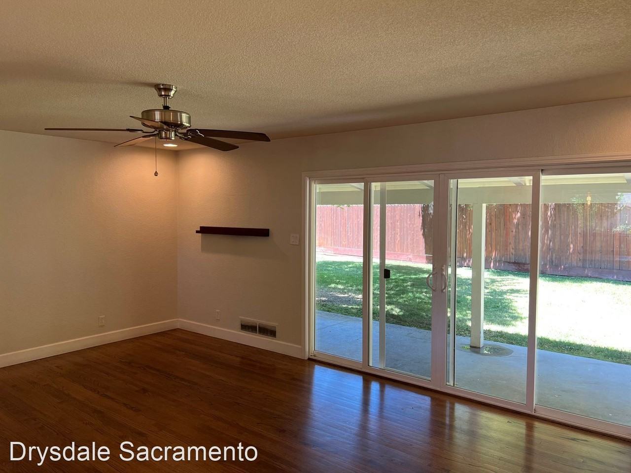 3115 Sierra Oaks Dr - Photo 3 of 31