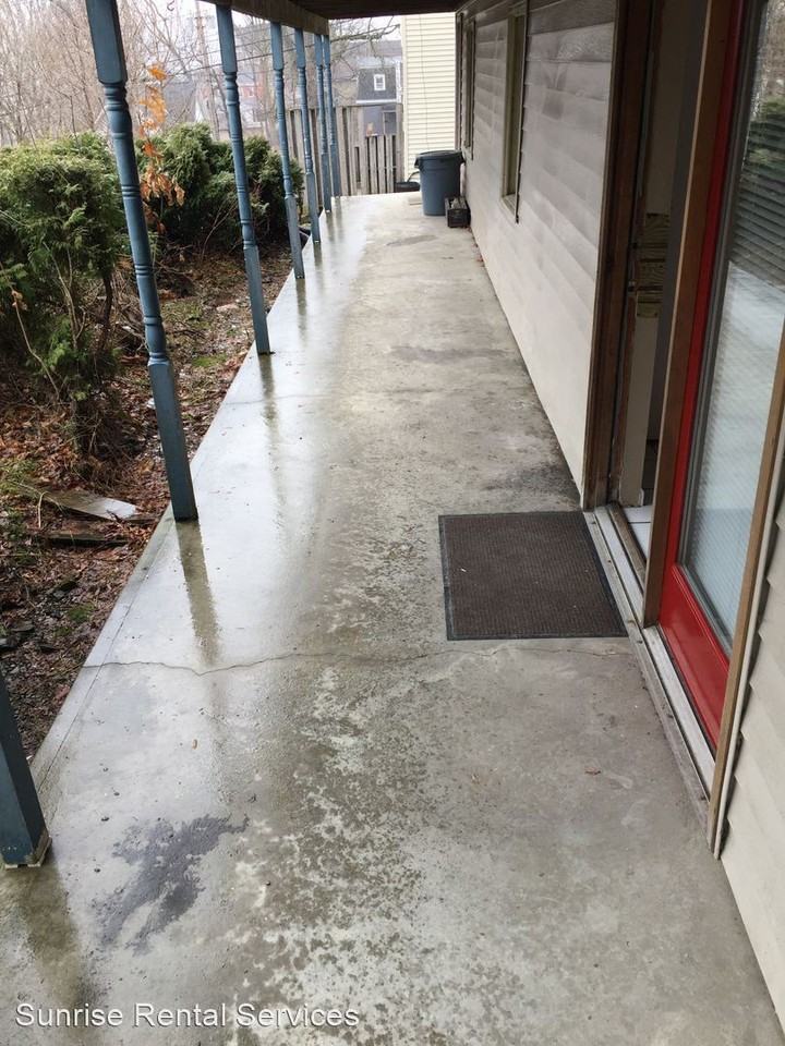 Corning 2 Bedroom - Photo 3 of 4