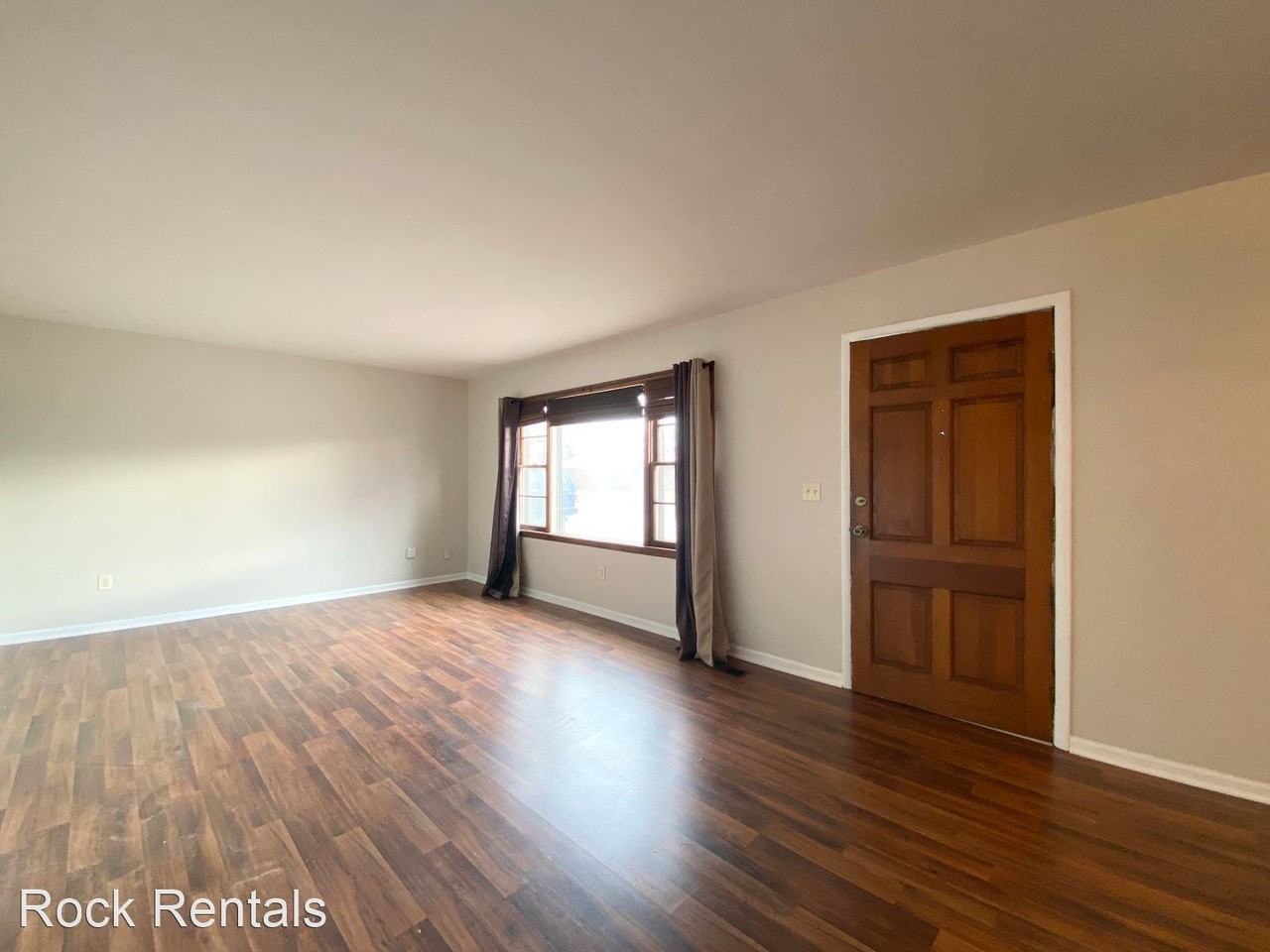 14 Detroit Dr - Photo 2 of 15