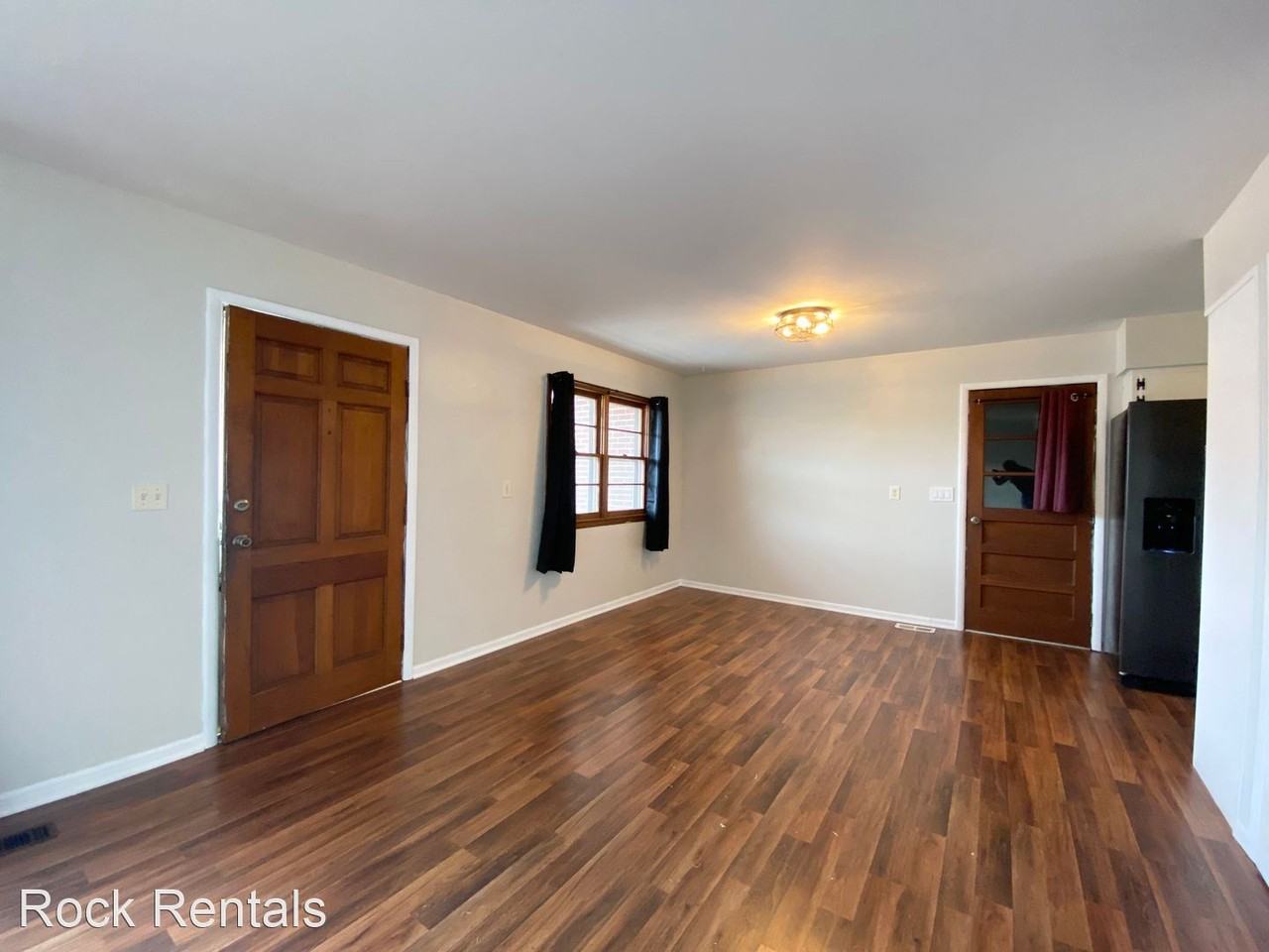 14 Detroit Dr - Photo 3 of 15