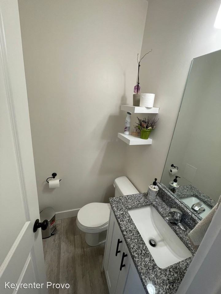 1058 E 1300 S - Photo 2 of 14