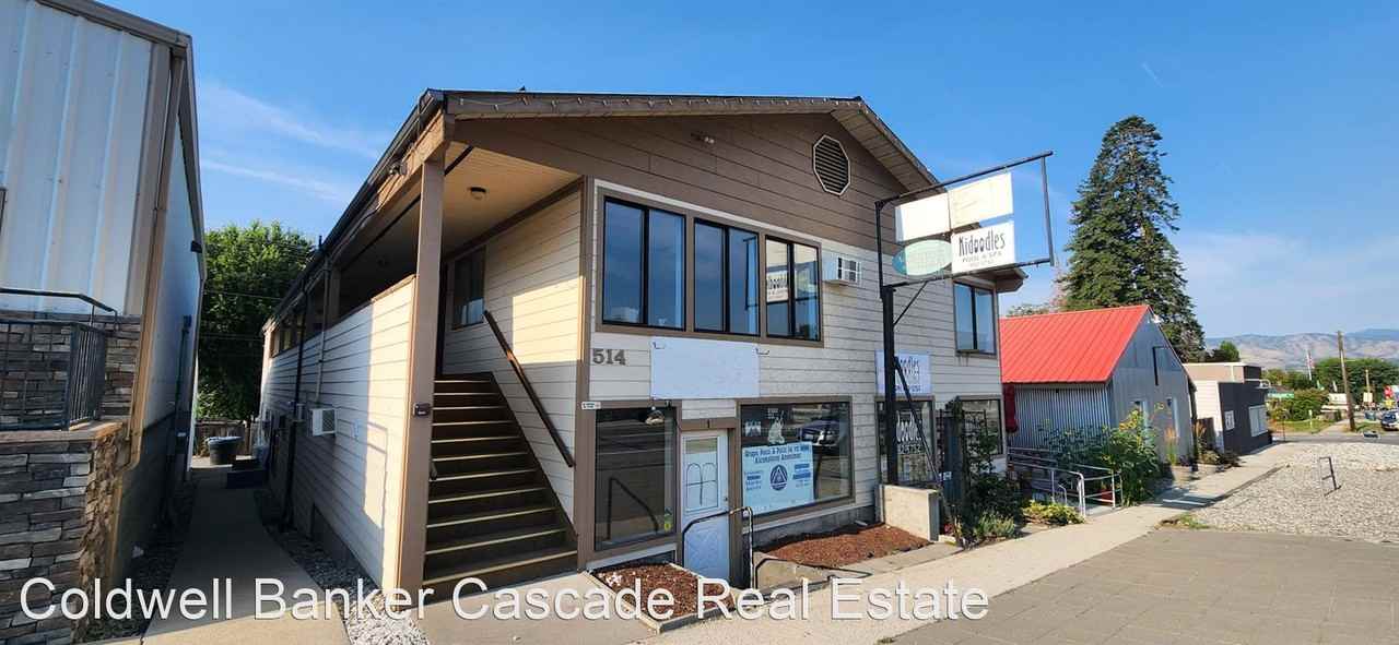 514  E Woodin Ave. - Photo 2 of 10