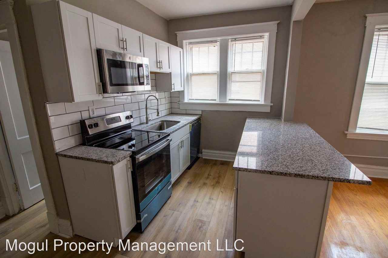 2139 Alfred Ave - Photo 3 of 12