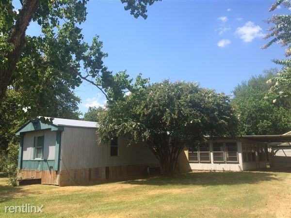 22413 Pierce St - Photo 2 of 22