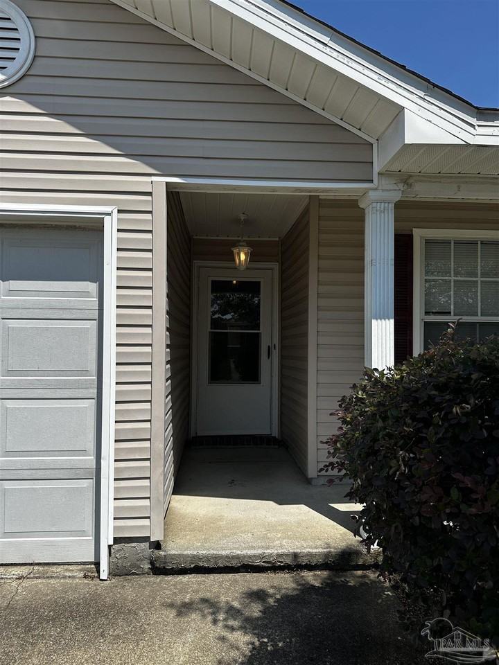 3125 Flintlock Dr - Photo 3 of 41