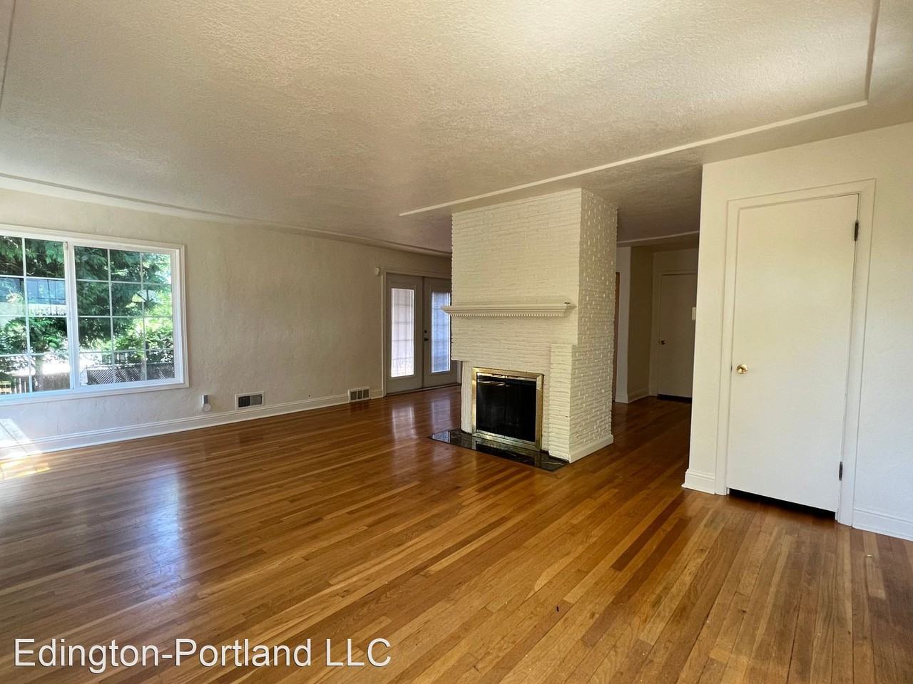 6535 Sw 36th Ave - Photo 2 of 4