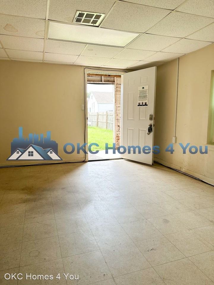 3808 N Asbury Ave 12, Bethany, OK 73008 1 Bedroom House for 525