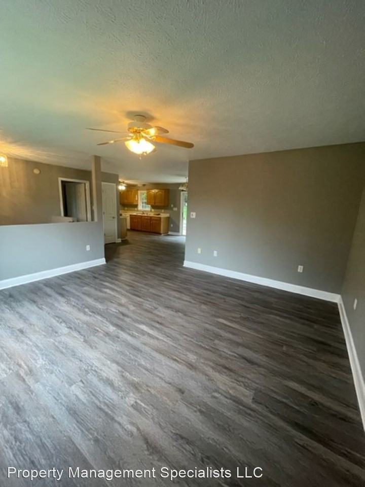 1125 Rock Haven Rd - Photo 3 of 49
