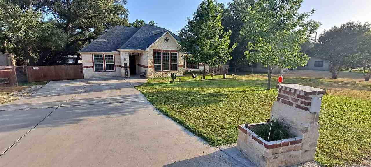 6398 Fox Run - Photo 2 of 20