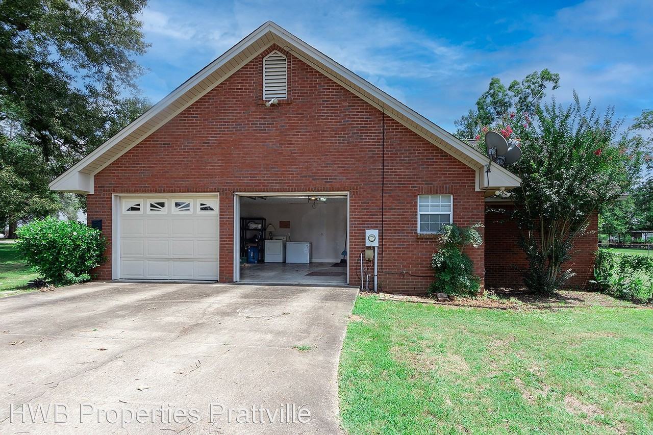 207 N Autauga St - Photo 2 of 35