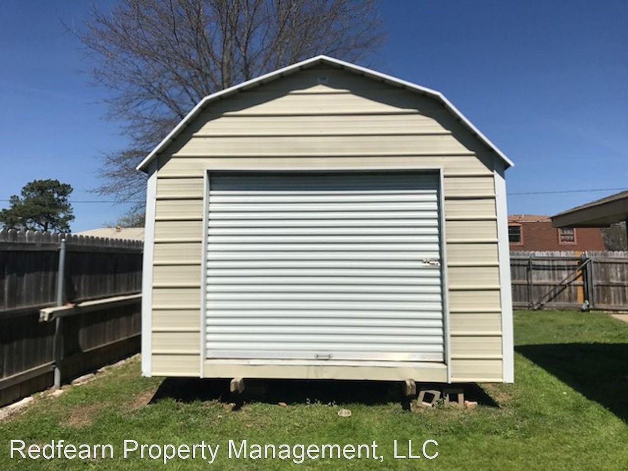 315 Rosewood St - Photo 2 of 4