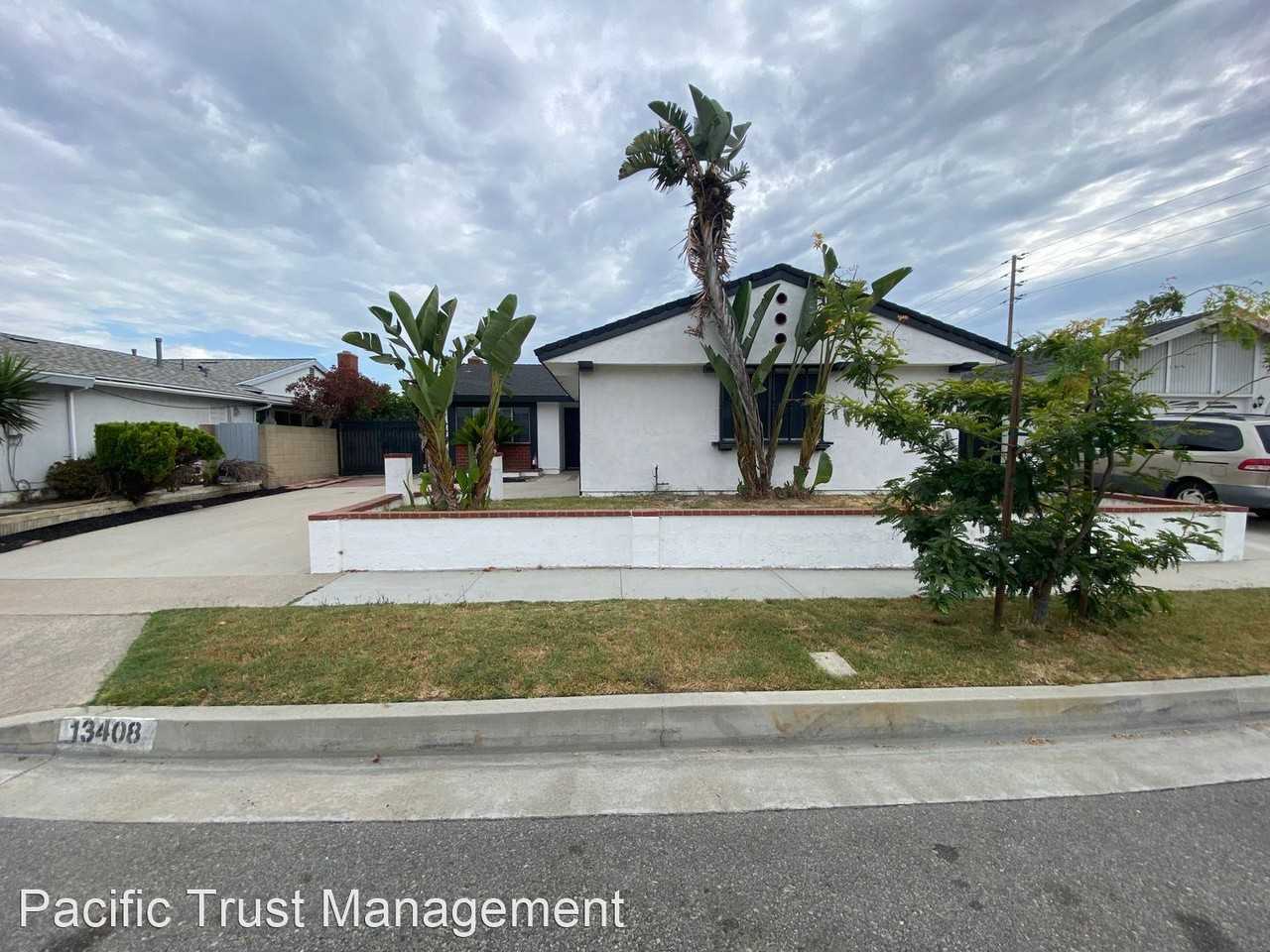 13408 Rose St - Photo 2 of 45