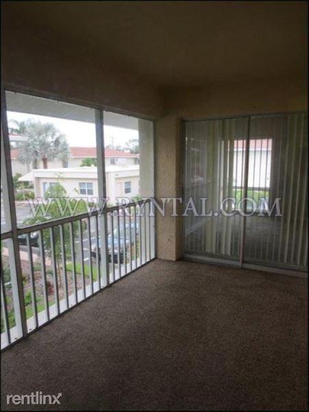 2121 Wood St - Photo 3 of 12