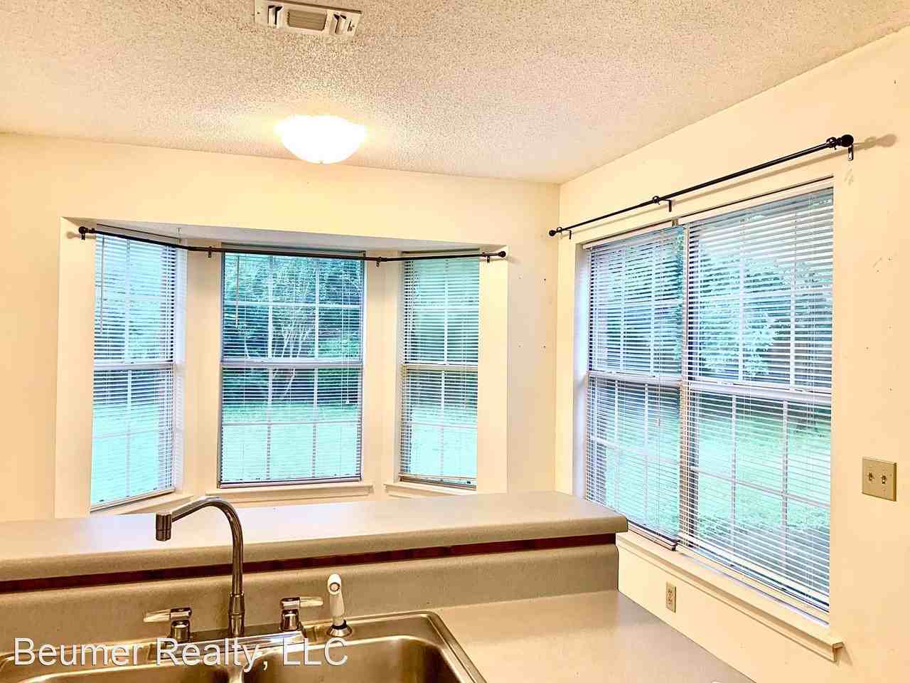 4818 Lanett Dr - Photo 3 of 30