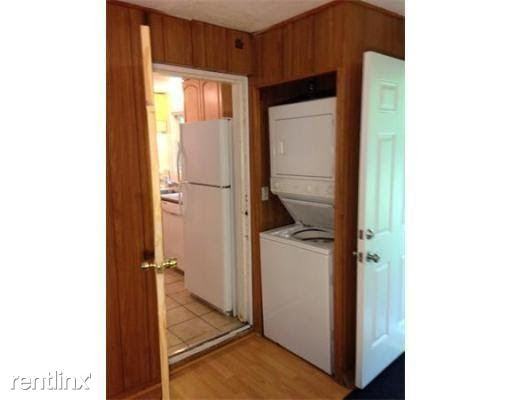 21 Bayfield Rd - Photo 3 of 4