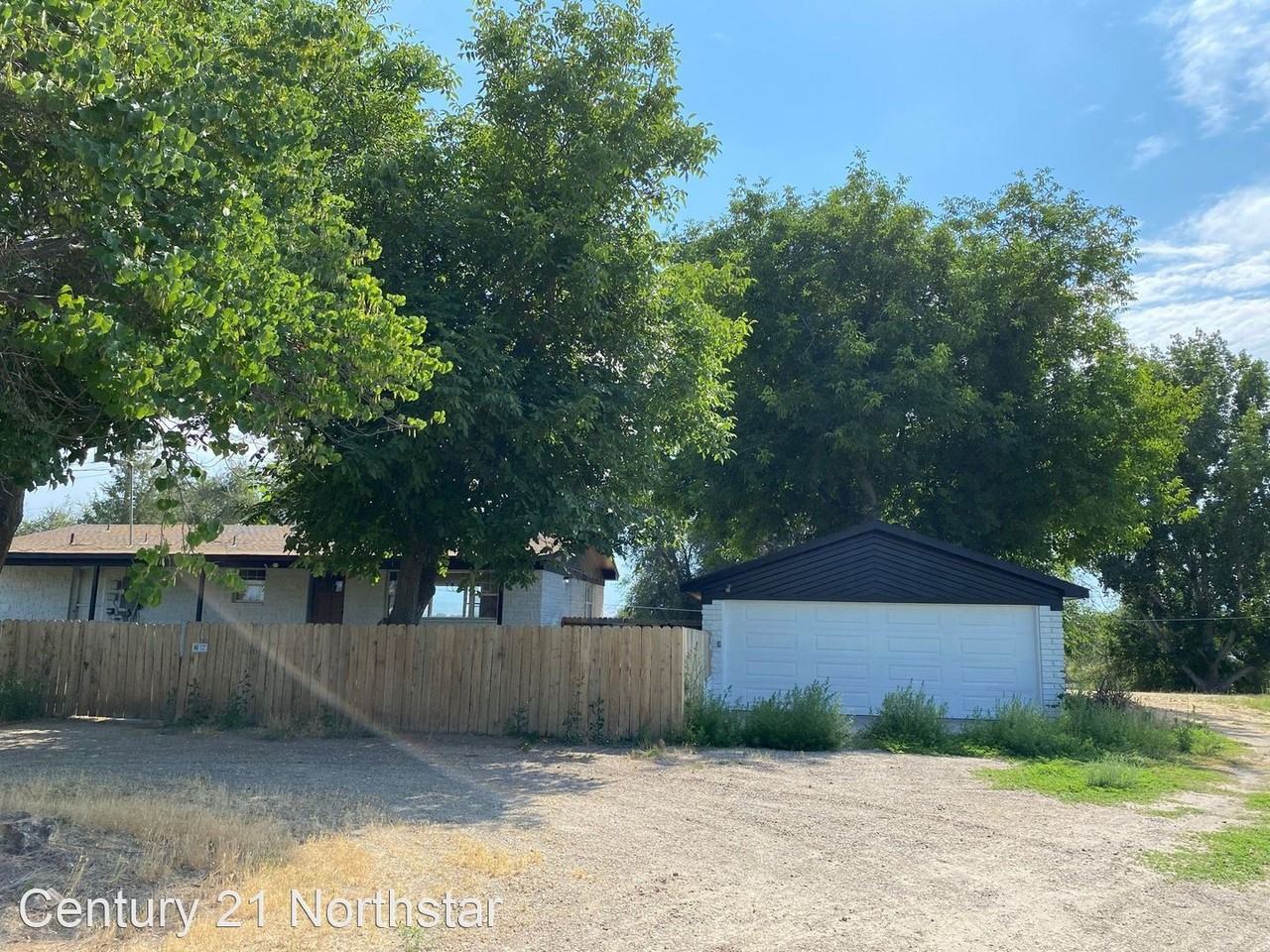 17273 Batt Corner Rd - Photo 2 of 36