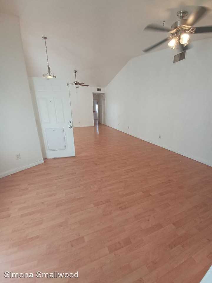 2953 W Agena Dr - Photo 2 of 9