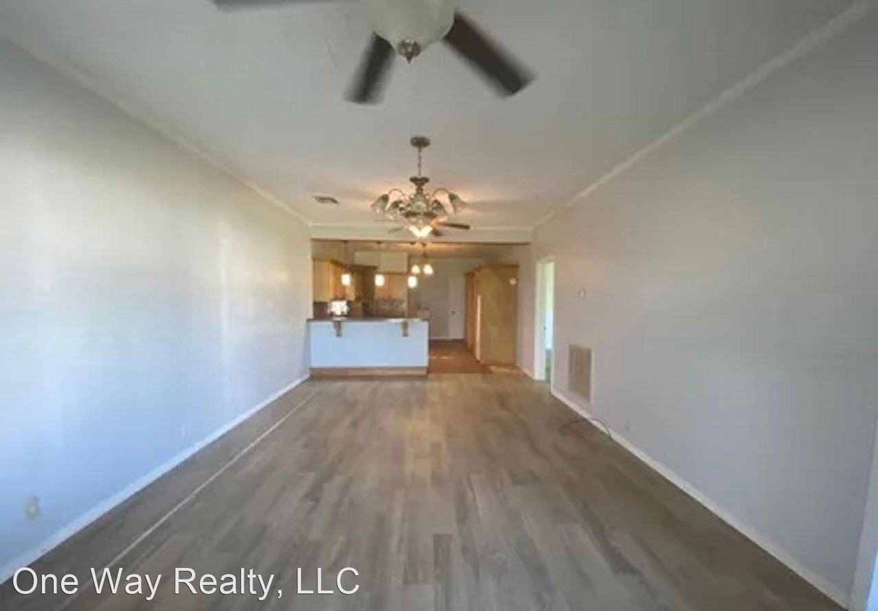 1609 Scott Blvd - Photo 2 of 12