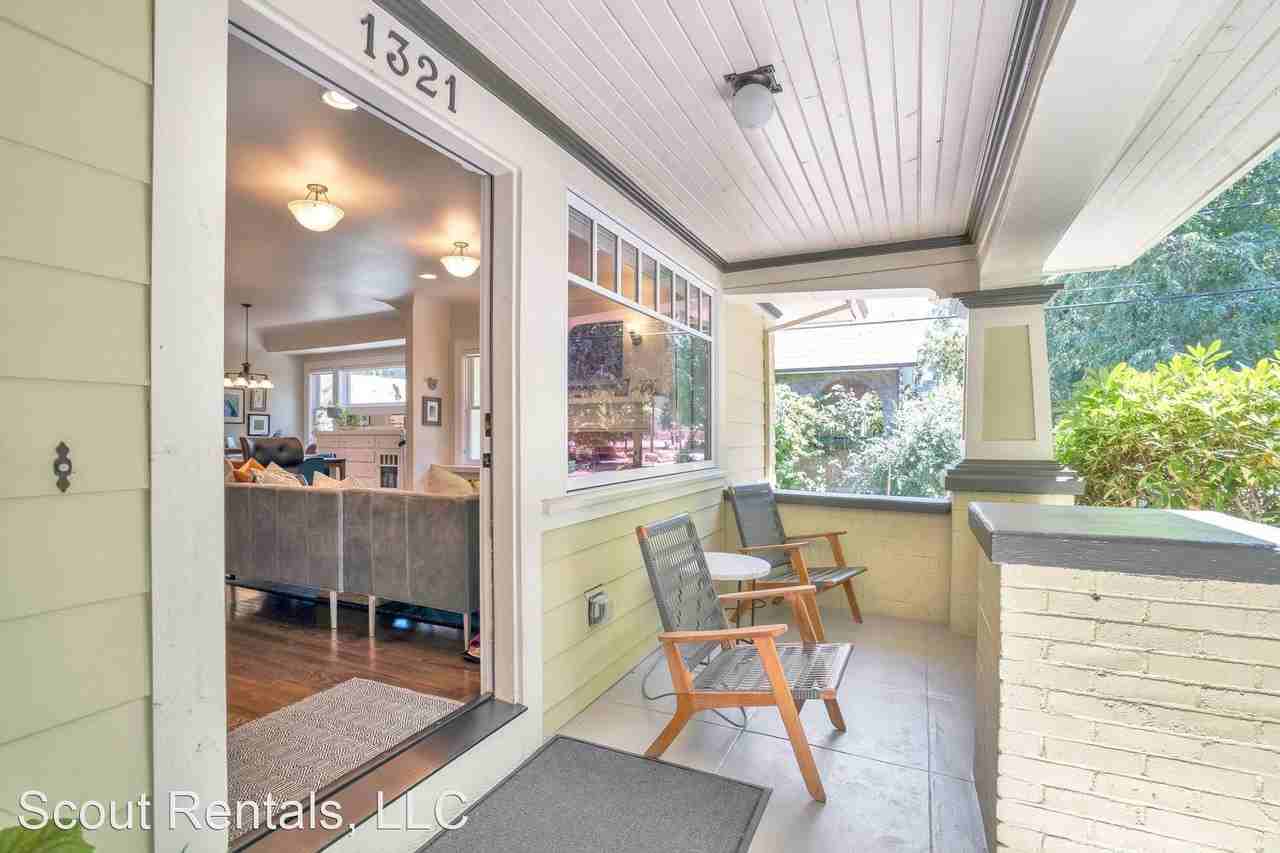 1321 Se Birch St - Photo 3 of 42