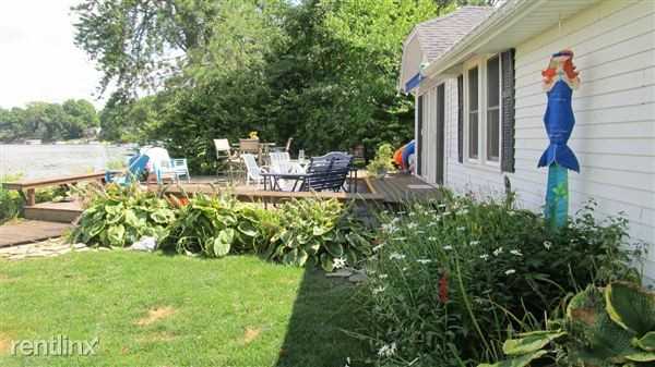 521 S Shore Dr - Photo 2 of 7