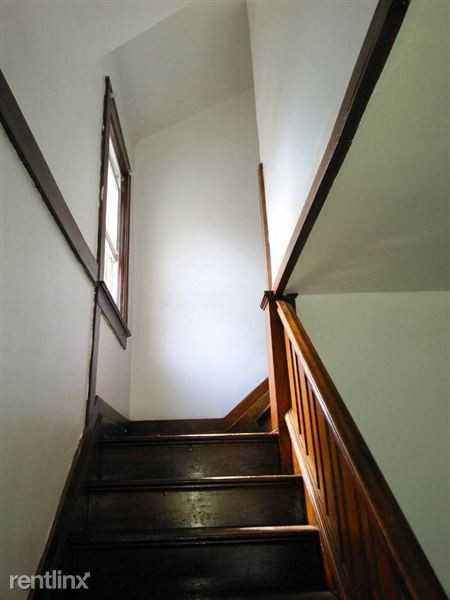 92 E Pleasant St - Photo 2 of 7