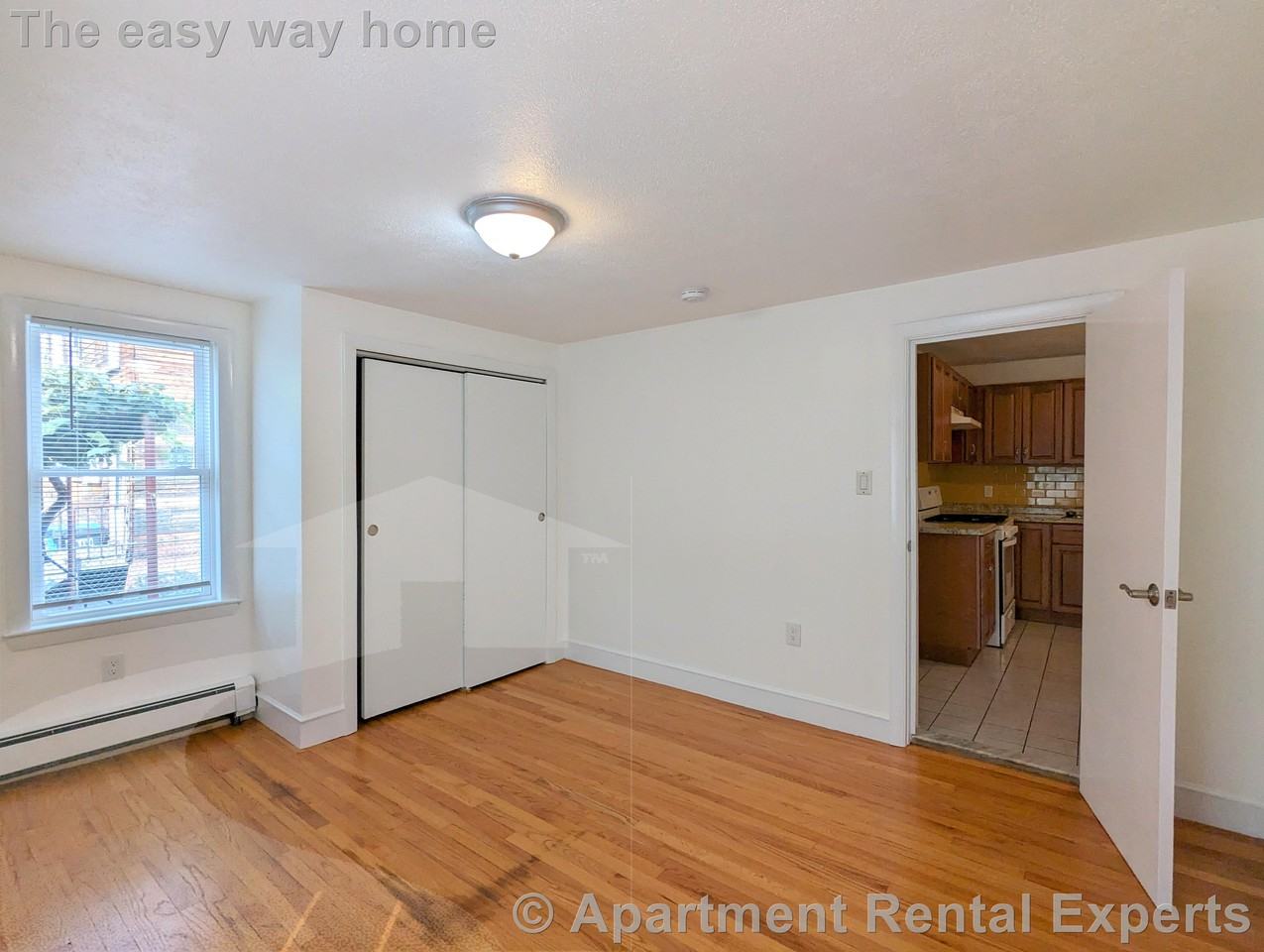 322 Lowell St - Photo 5 of 19