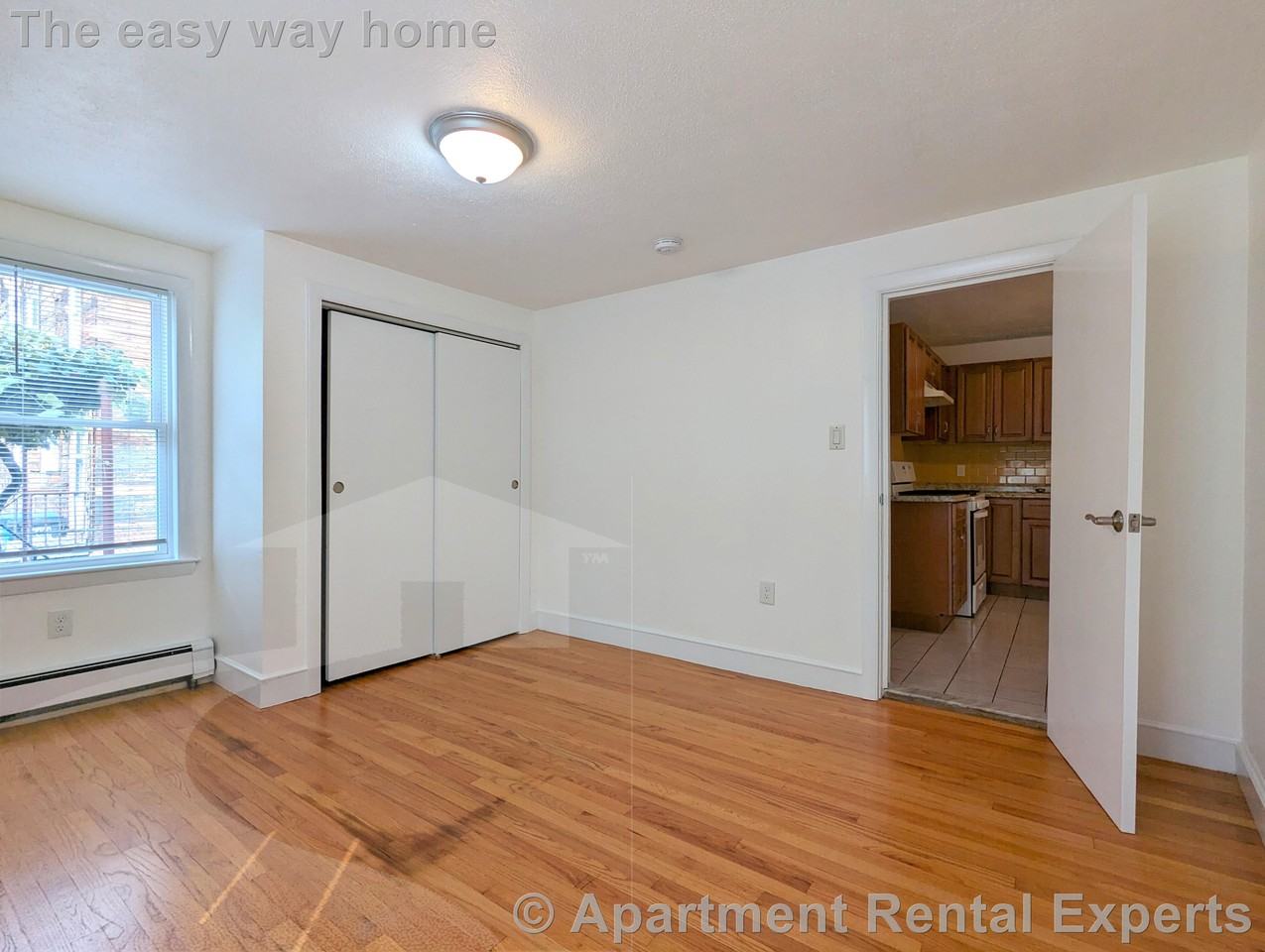 322 Lowell St - Photo 6 of 19