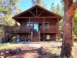 featured image of 14515 Columbine Cir