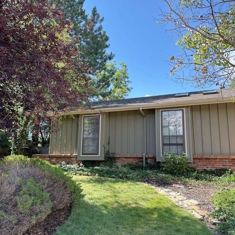 3044 E Fremont Dr - Photo 2 of 17
