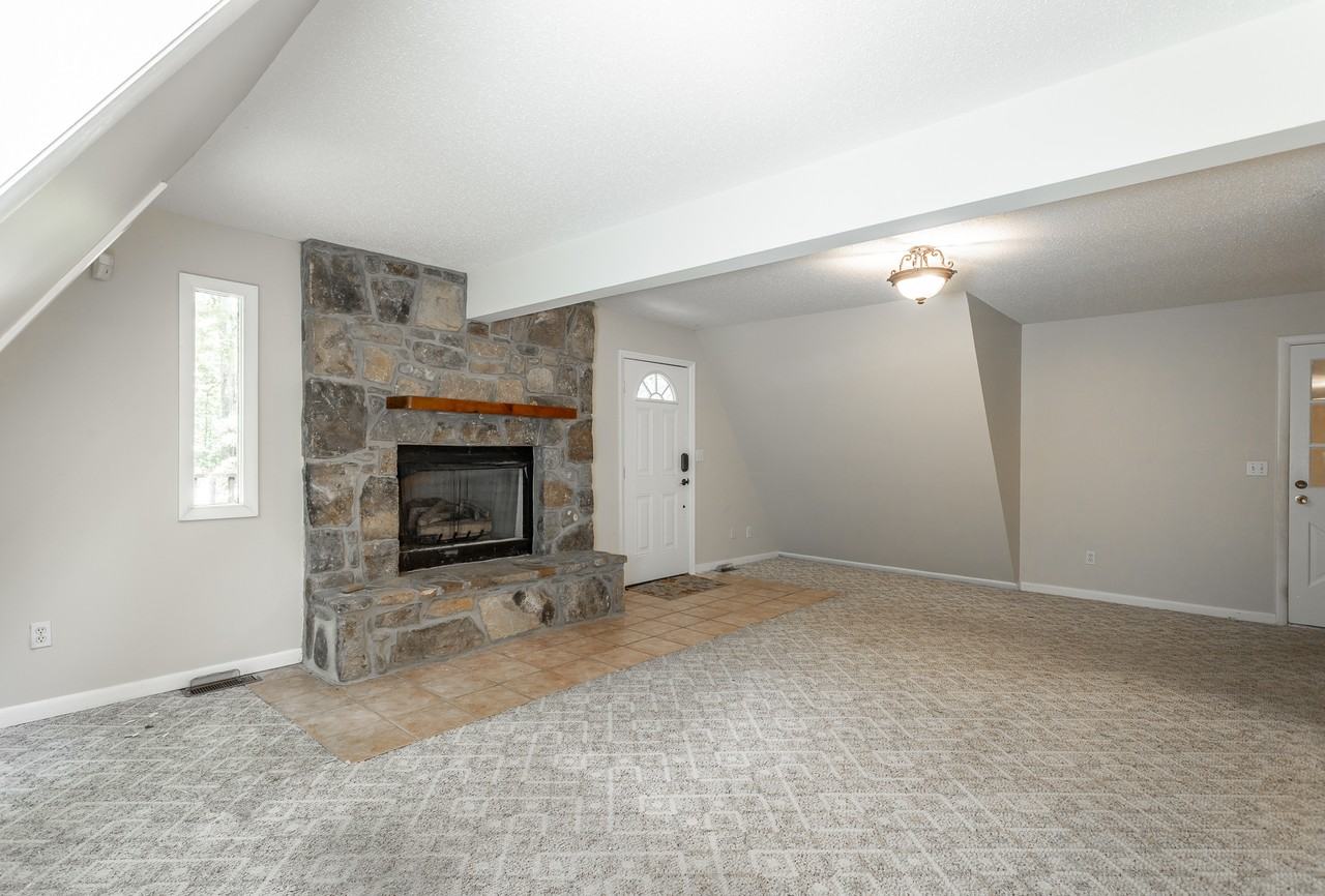 1602 Rustic Homes Ln - Photo 3 of 50
