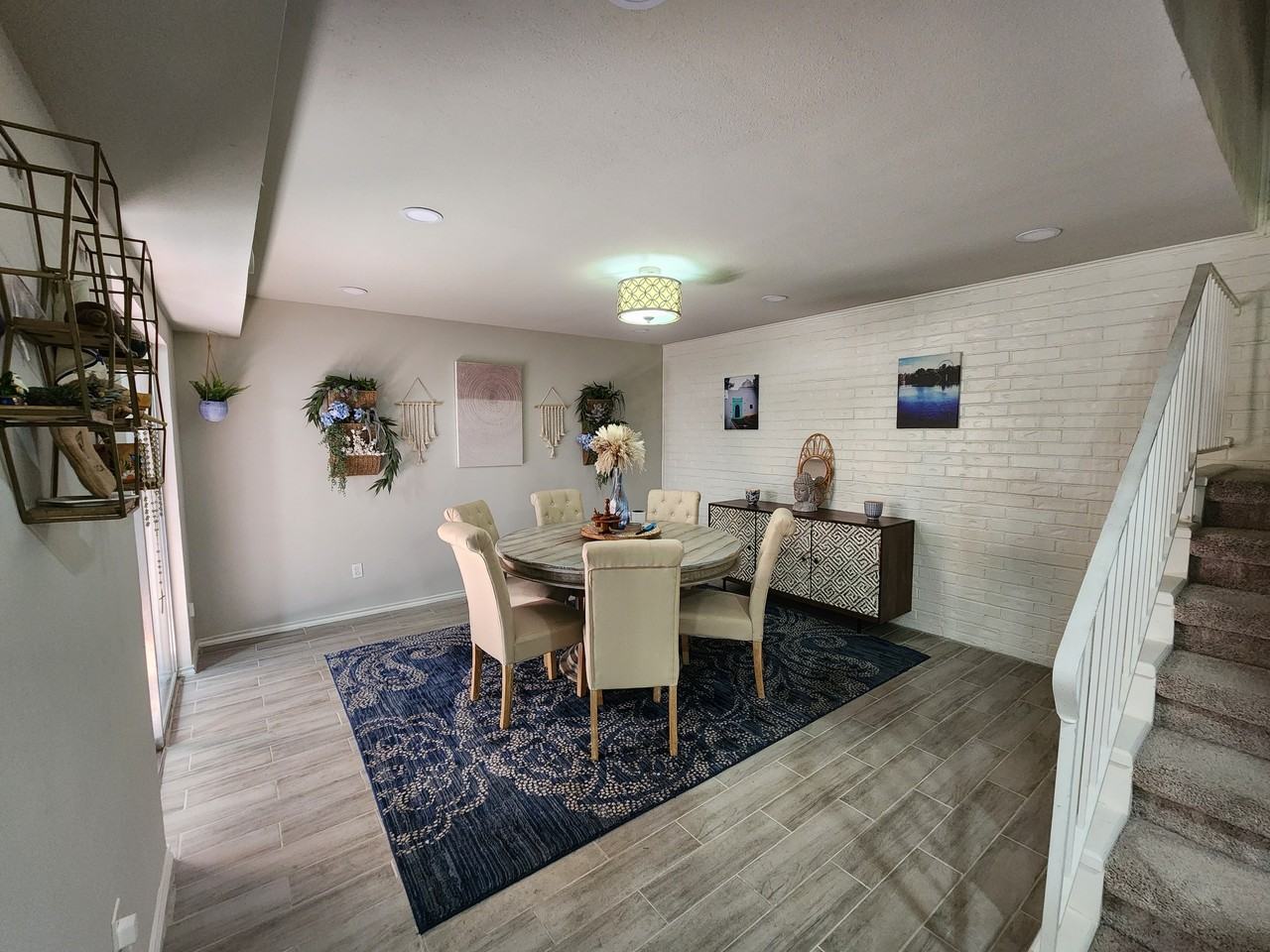 2041 Fleur De Lis Ct - Photo 3 of 25