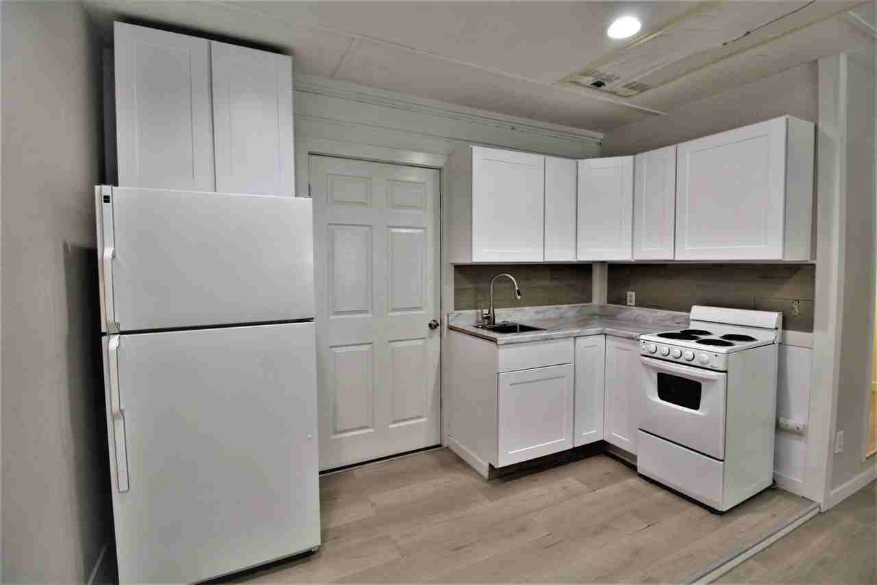 3238 W Malad St - Photo 2 of 7