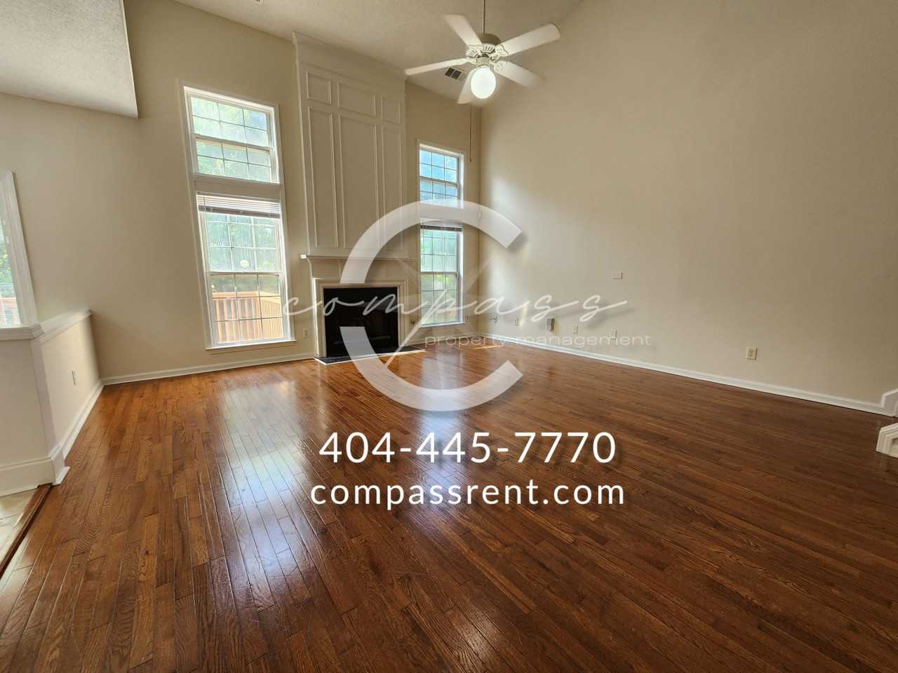 13602 Weycroft Cir - Photo 2 of 33