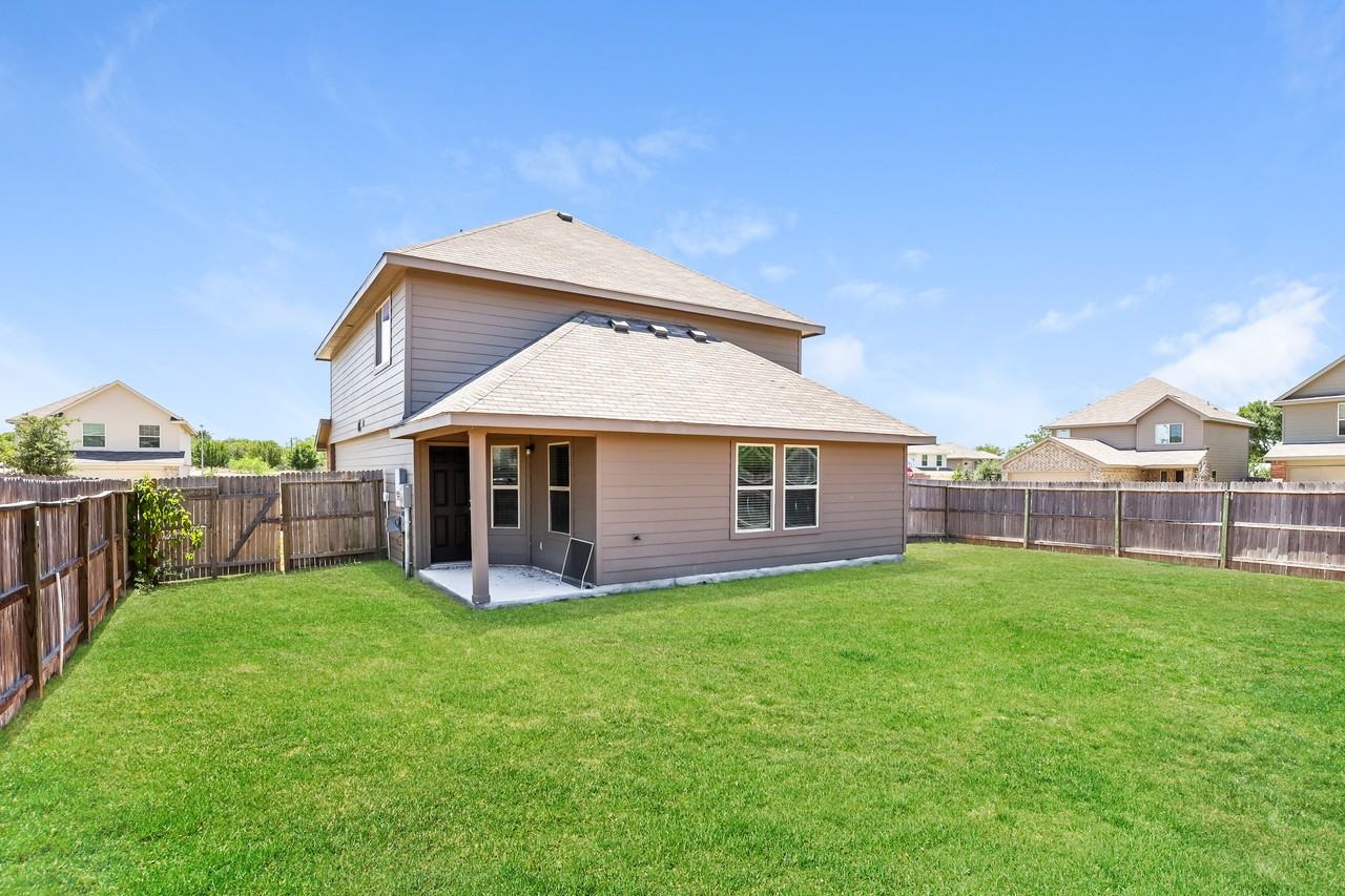 5107 War Horse Dr - Photo 3 of 14