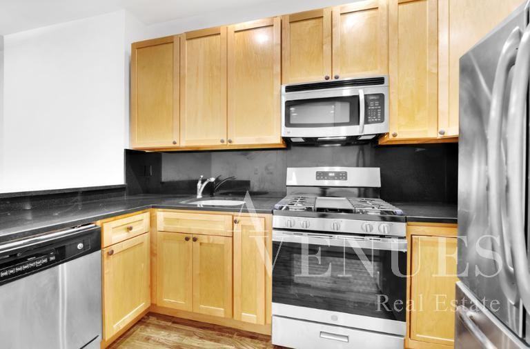 E 27th St #2BA - Photo 2 of 9