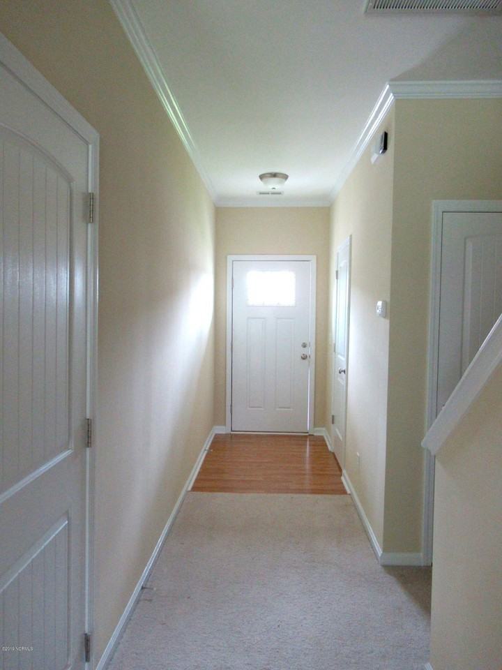 309 Winstead Loop - Photo 2 of 9