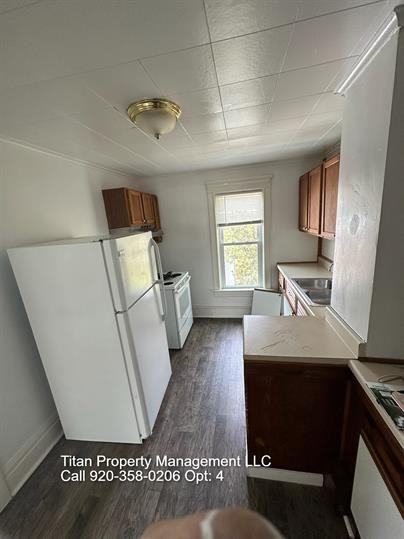 1309 Hawthorne Ave - Photo 3 of 7