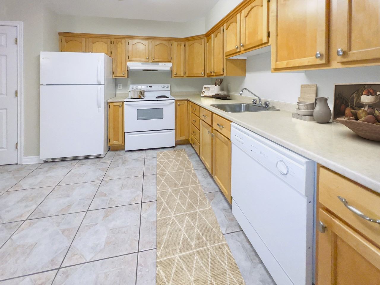 276 Vimy Road - Photo 3 of 7