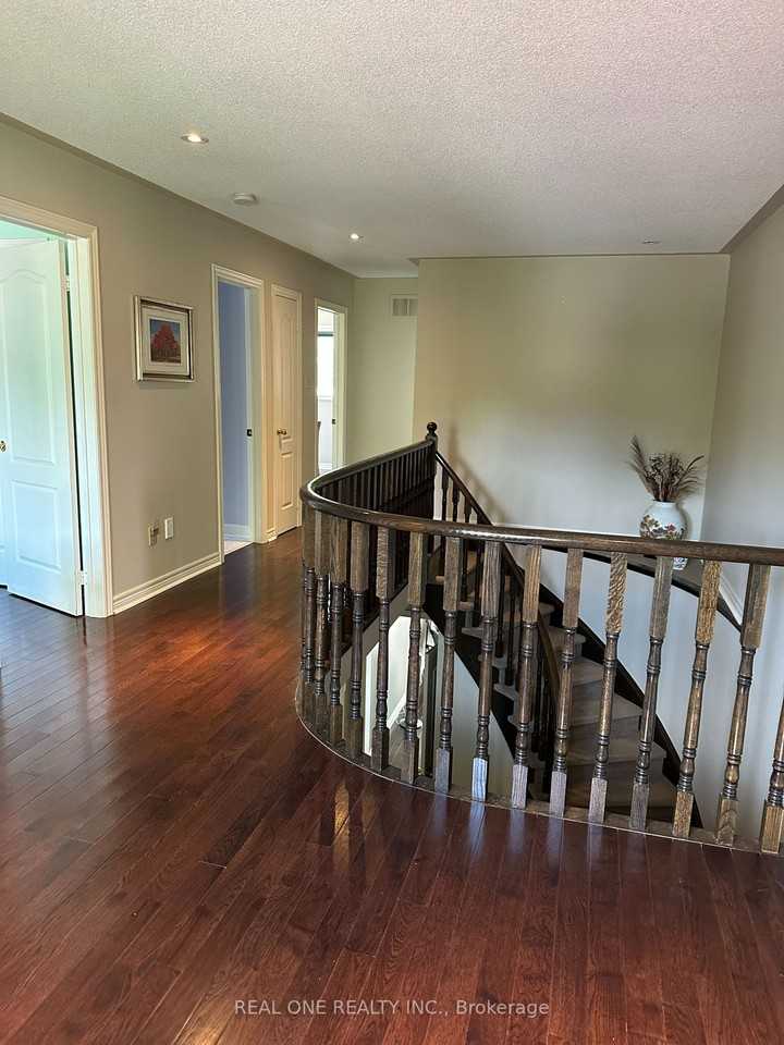 170 Shaftsbury Avenue #31 - Photo 3 of 6