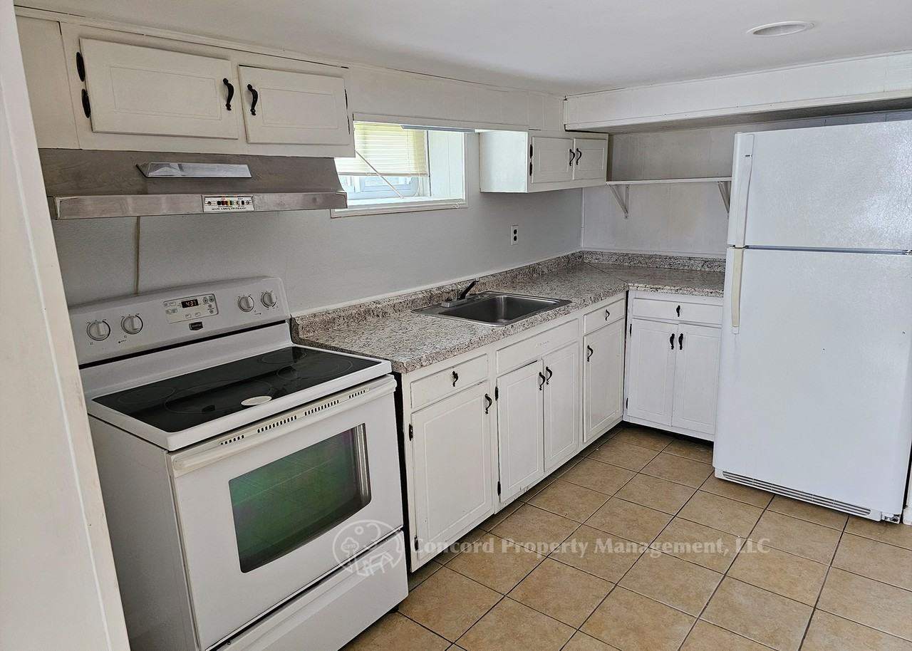 2730-B Maple Avenue, 21234 - Photo 3 of 8