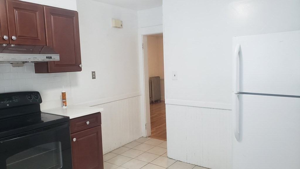 61 Exeter St #1 - Photo 2 of 13