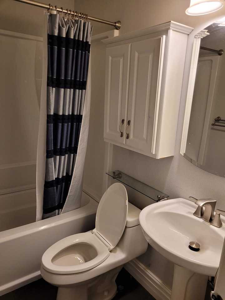 21119 Albion Rd #21119 - Photo 2 of 6