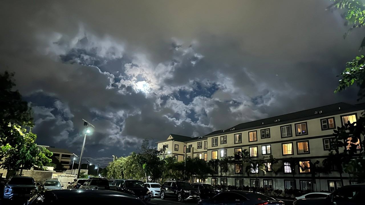 The Waterfront Apartments at Kahului - Photo 3 of 20