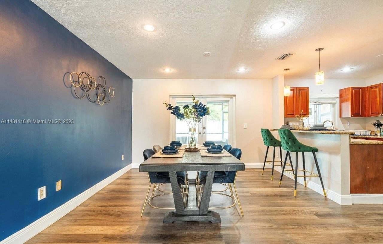 157 Nw 117th Ter - Photo 3 of 8